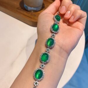 Chalcedony Emerald Green Fluorescent Bracelet Round Diamond Jade Bracelet